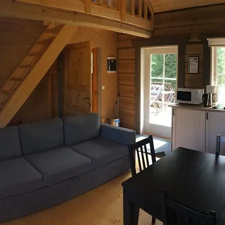 Tiku Holiday Homes * Kiidjarve